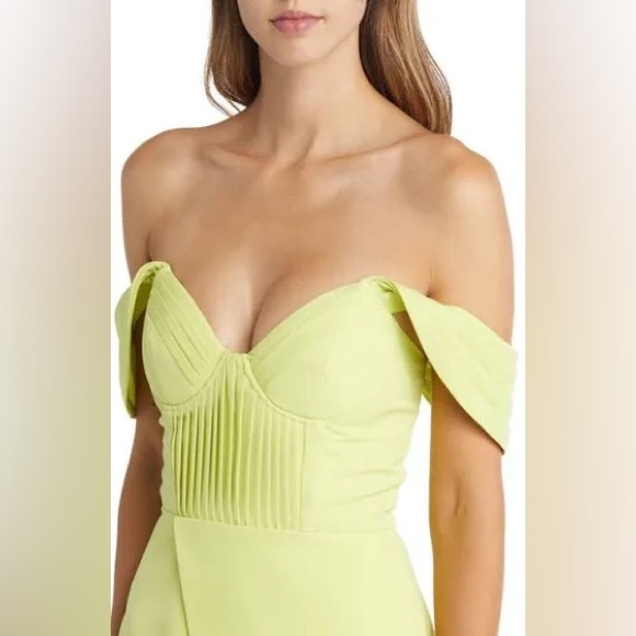 Stunning chartreuse dress - Picture 7 of 7
